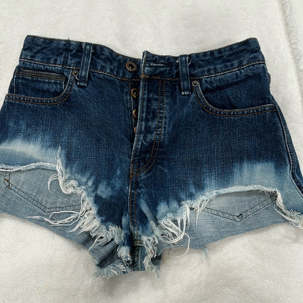 Women's Free People denim shorts, sz 27